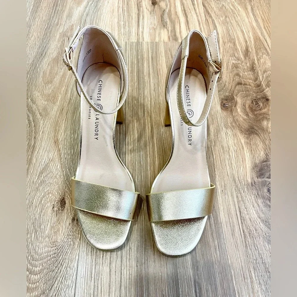 Chinese Laundry Women's Teri New Metallic Heeled Sandal Size 7.5 NWOT
